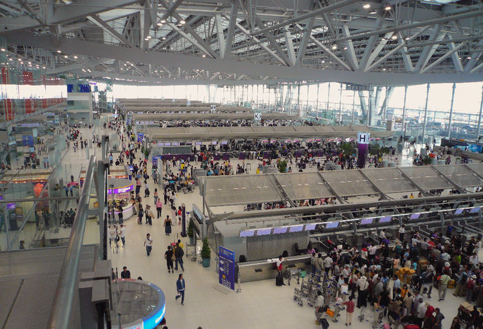 Surviving Bangkok Airport, and how to get downtown without being ripped off